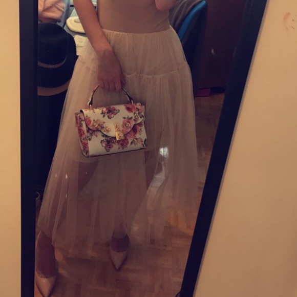 Honey beige/light pink tulle skirt - Picture 2 of 4